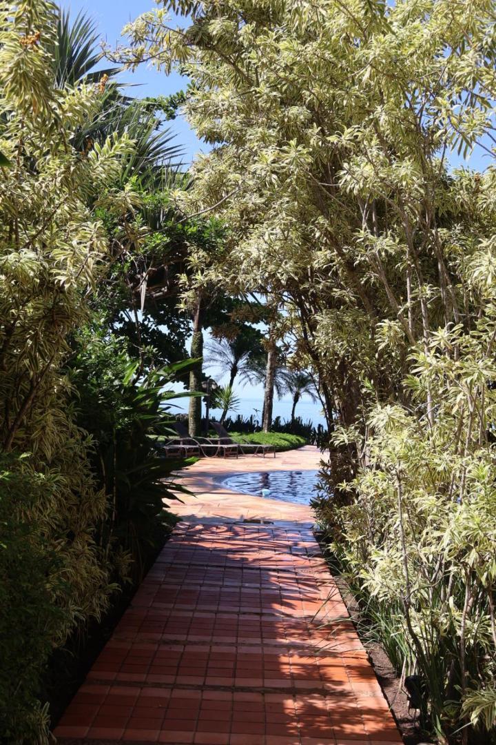 Casa Deliciosa Em Condo C/ Piscina Frente Ao Mar Сао Себастиао Екстериор снимка